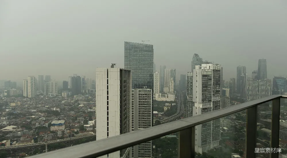 高清摄影 城市景观 高楼大厦 雾霾 都市生活 建筑 雾蒙蒙的城市天际线