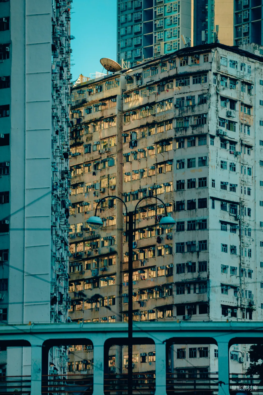 高清摄影 建筑 城市 夕阳 住宅 都市 夕阳下的城市公寓