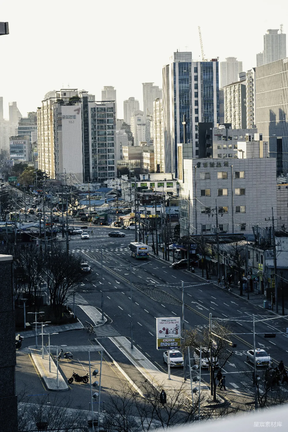 高清摄影 城市 交通 建筑 早晨 繁忙 清晨的都市风景