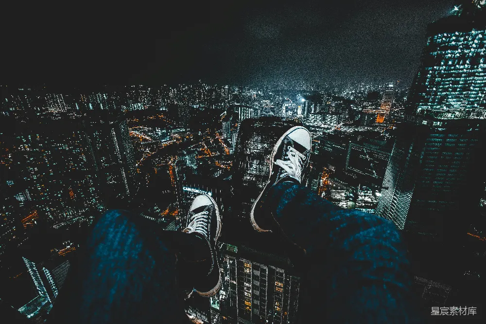 高清摄影 城市夜景 极限视角 都市生活 夜生活 冒险精神 夜幕下的城市俯瞰