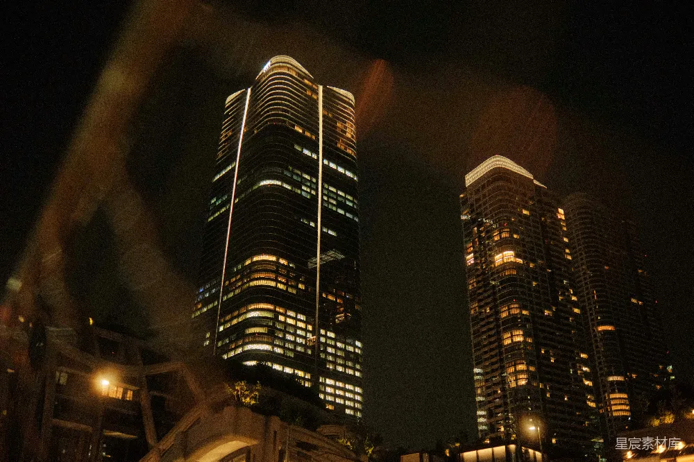 高清摄影 夜景 城市 摩天大楼 建筑 都市 夜幕下的摩天大楼