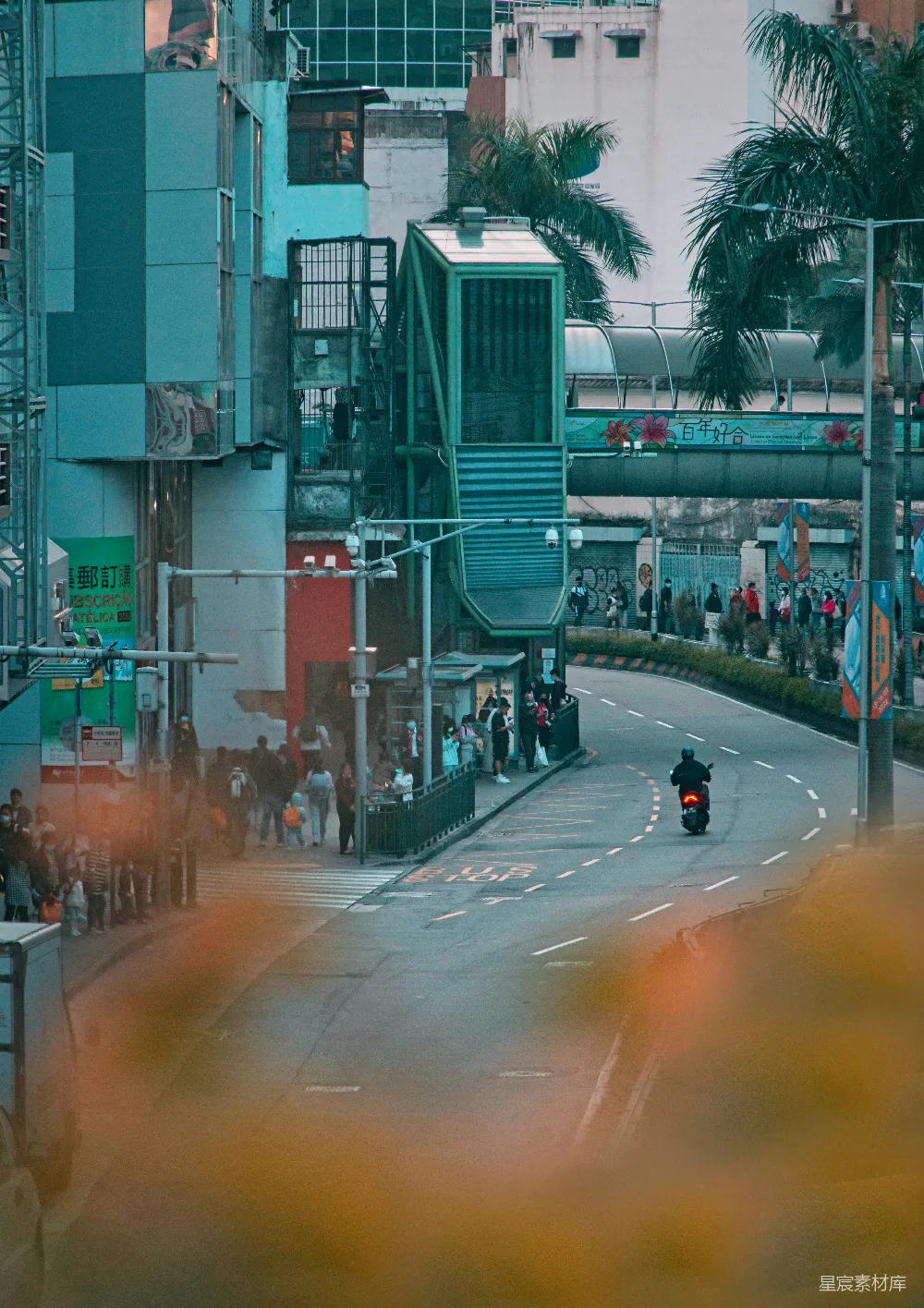高清摄影 城市 街道 行人 建筑 日常生活 城市街景与行人