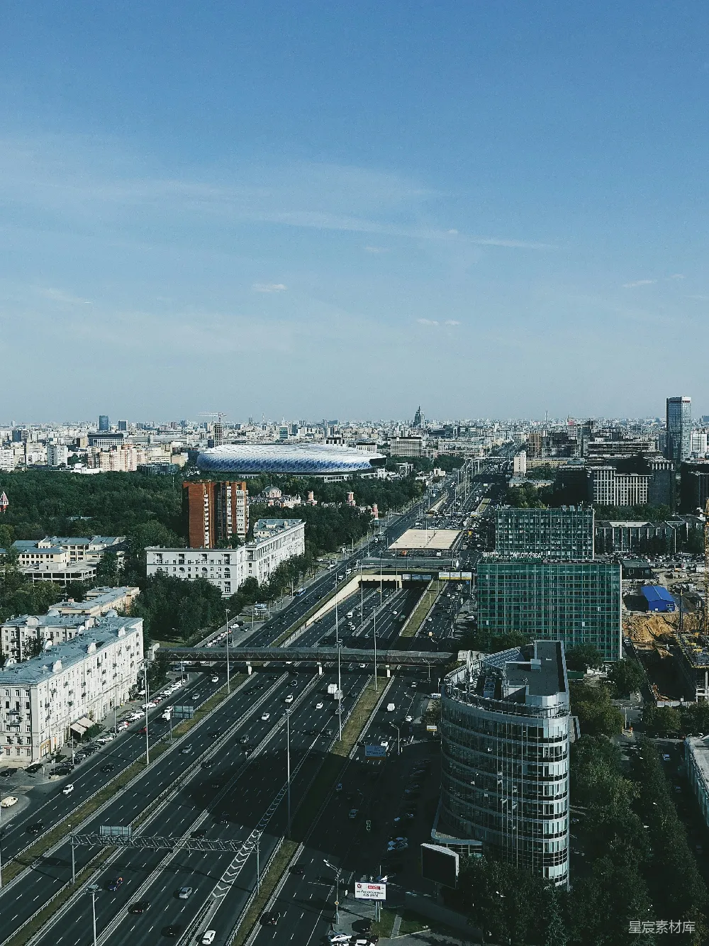 高清摄影 城市 建筑 交通 莫斯科 城市景观 莫斯科的城市天际线与高速公路