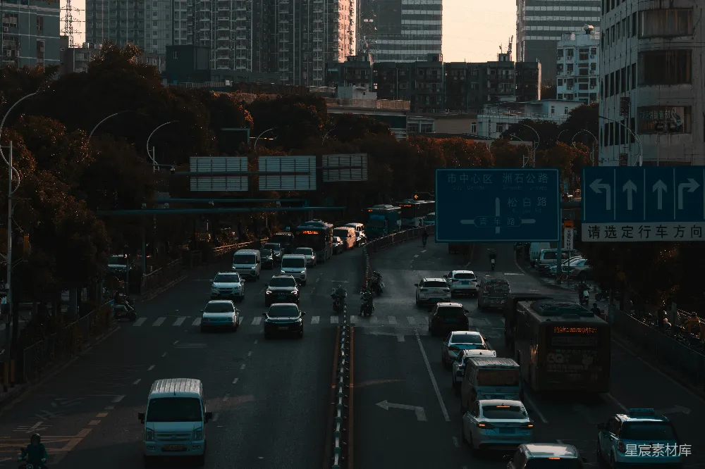 高清摄影 城市 清晨 交通 繁忙 街道 都市清晨繁忙交通