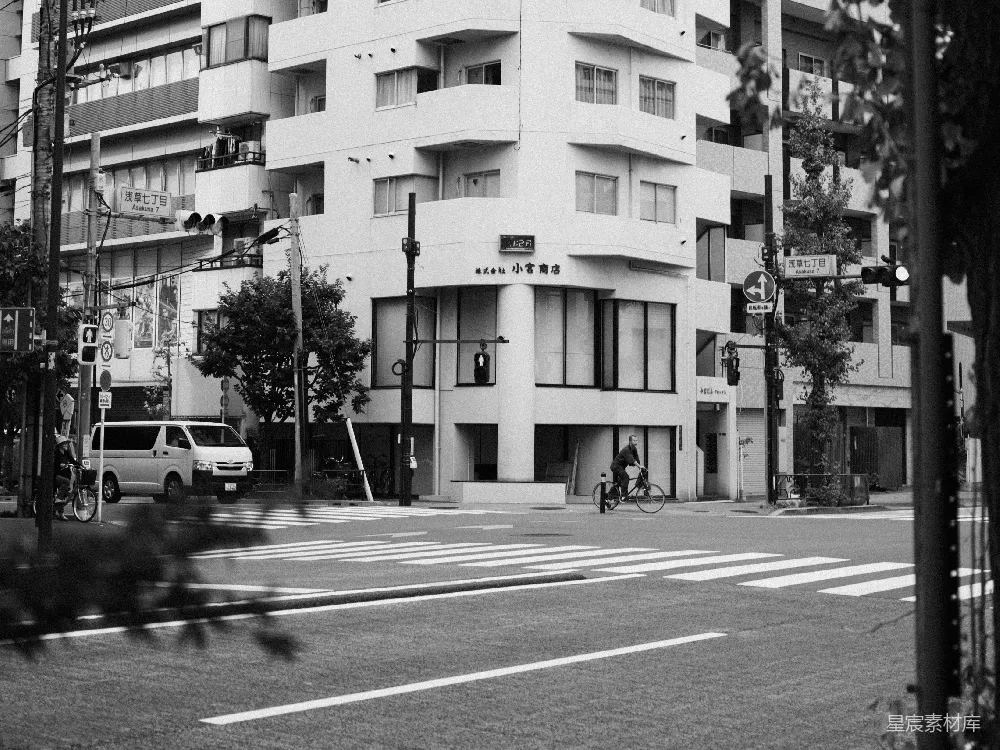 高清摄影 东京 黑白摄影 城市生活 街头巷尾 建筑 东京街头的黑白静谧
