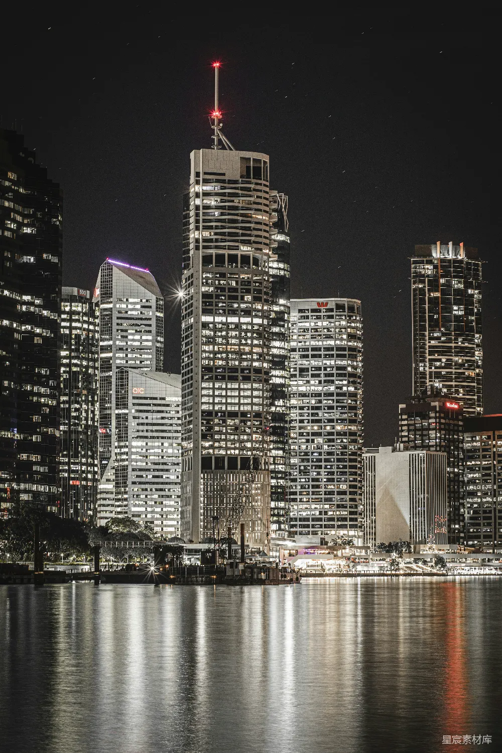 高清摄影 城市 夜景 高楼 建筑 都市 夜幕下的城市天际线