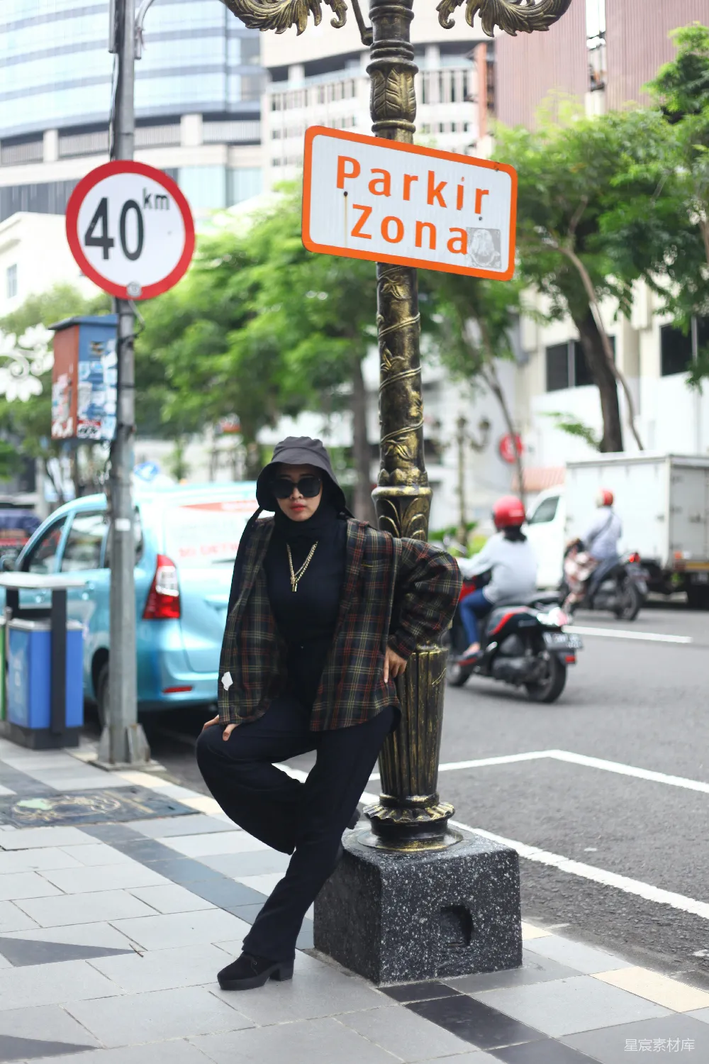 高清摄影 时尚 街拍 都市 休闲 都市生活 时尚街拍：城市街头的优雅瞬间