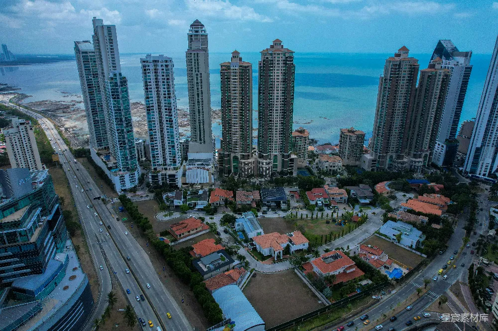 高清摄影 城市 高层建筑 海岸线 交通 现代 海滨城市的鸟瞰图