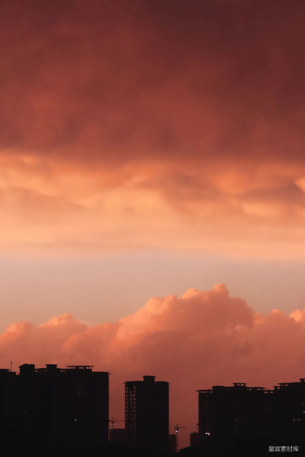高清摄影 夕阳 城市 剪影 自然 城市风光 夕阳下的城市剪影