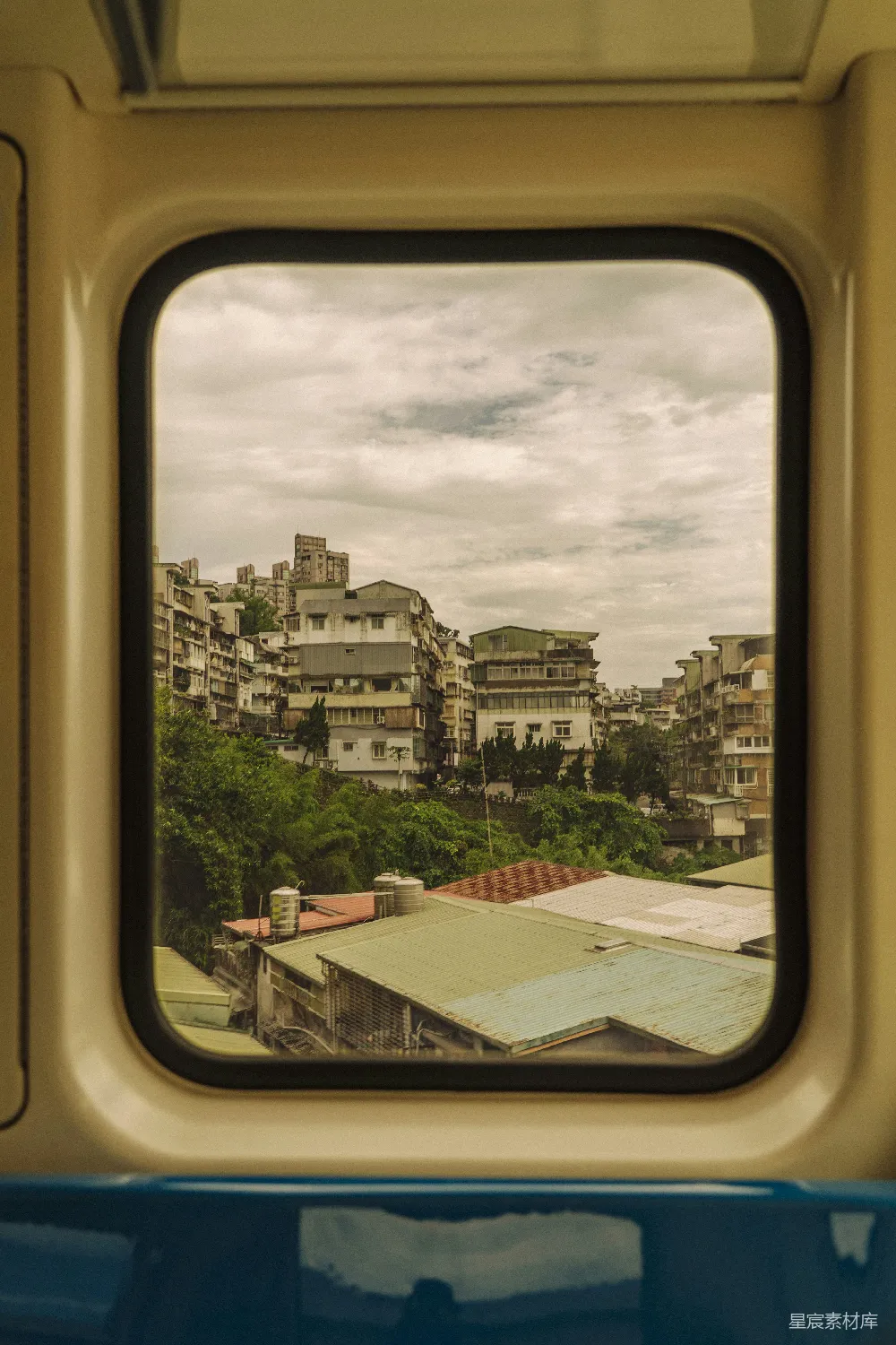 高清摄影 城市 窗户 旅行 风景 建筑 窗外的城市风景