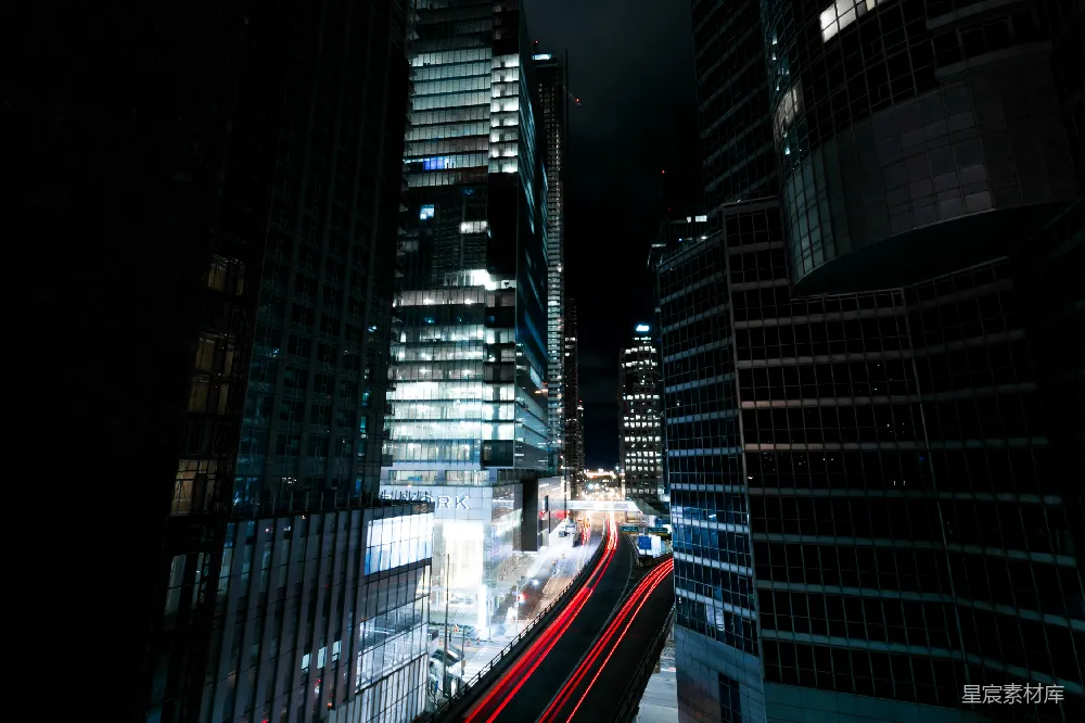 高清摄影 城市夜景 高楼大厦 交通流线 现代都市 夜幕下的摩天大楼