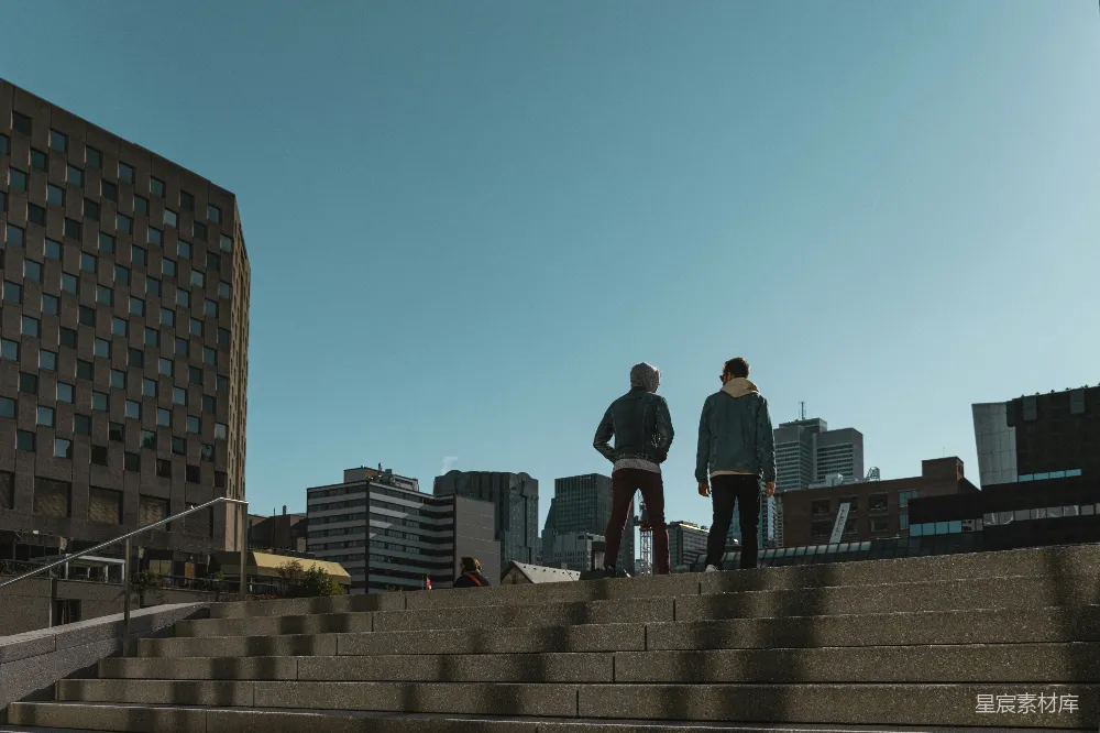 高清摄影 城市 友情 天空 建筑 户外 城市之巅的对话