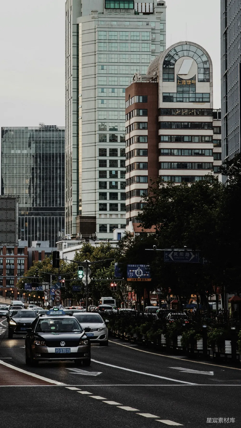 高清摄影 城市 建筑 交通 现代 街道 上海城市街景