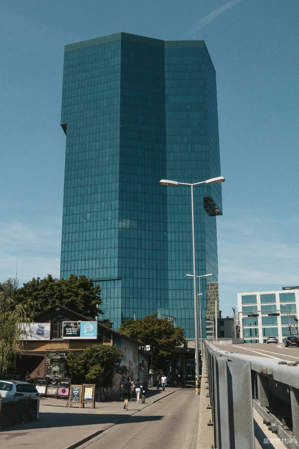高清摄影 摩天大楼 城市景观 现代建筑 都市生活 高楼大厦 现代化城市中的摩天大楼