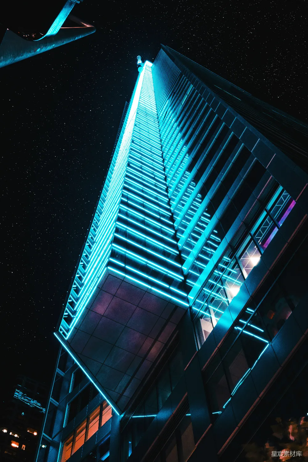 高清摄影 现代建筑 夜景 城市 未来感 都市 霓虹建筑