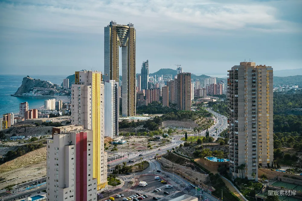 高清摄影 城市景观 高楼大厦 地中海 城市风光 现代建筑 地中海沿岸的城市天际线