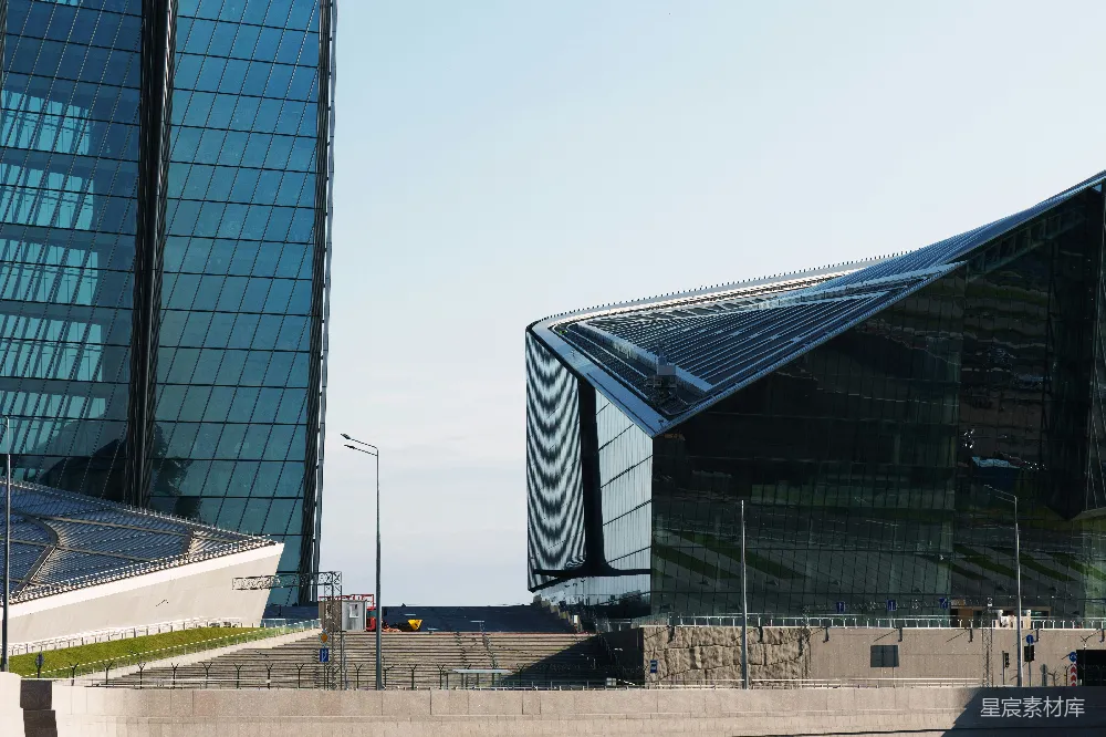 高清摄影 现代建筑 玻璃幕墙 几何形态 城市景观 都市风格 现代建筑的玻璃幕墙与几何形态