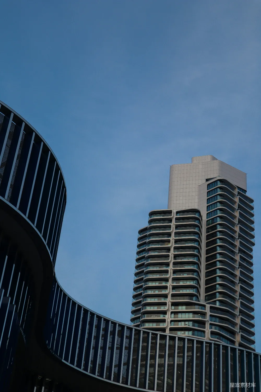 高清摄影 建筑 现代 天空 城市 景观 现代建筑与蓝天