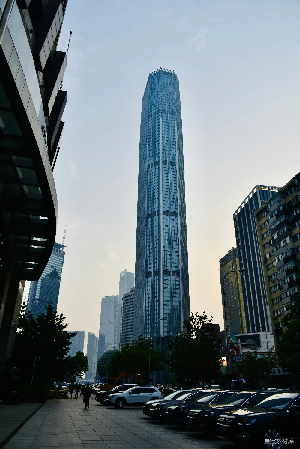 高清摄影 城市风光 高楼大厦 现代建筑 CBD 商业中心 重庆解放碑CBD地标建筑