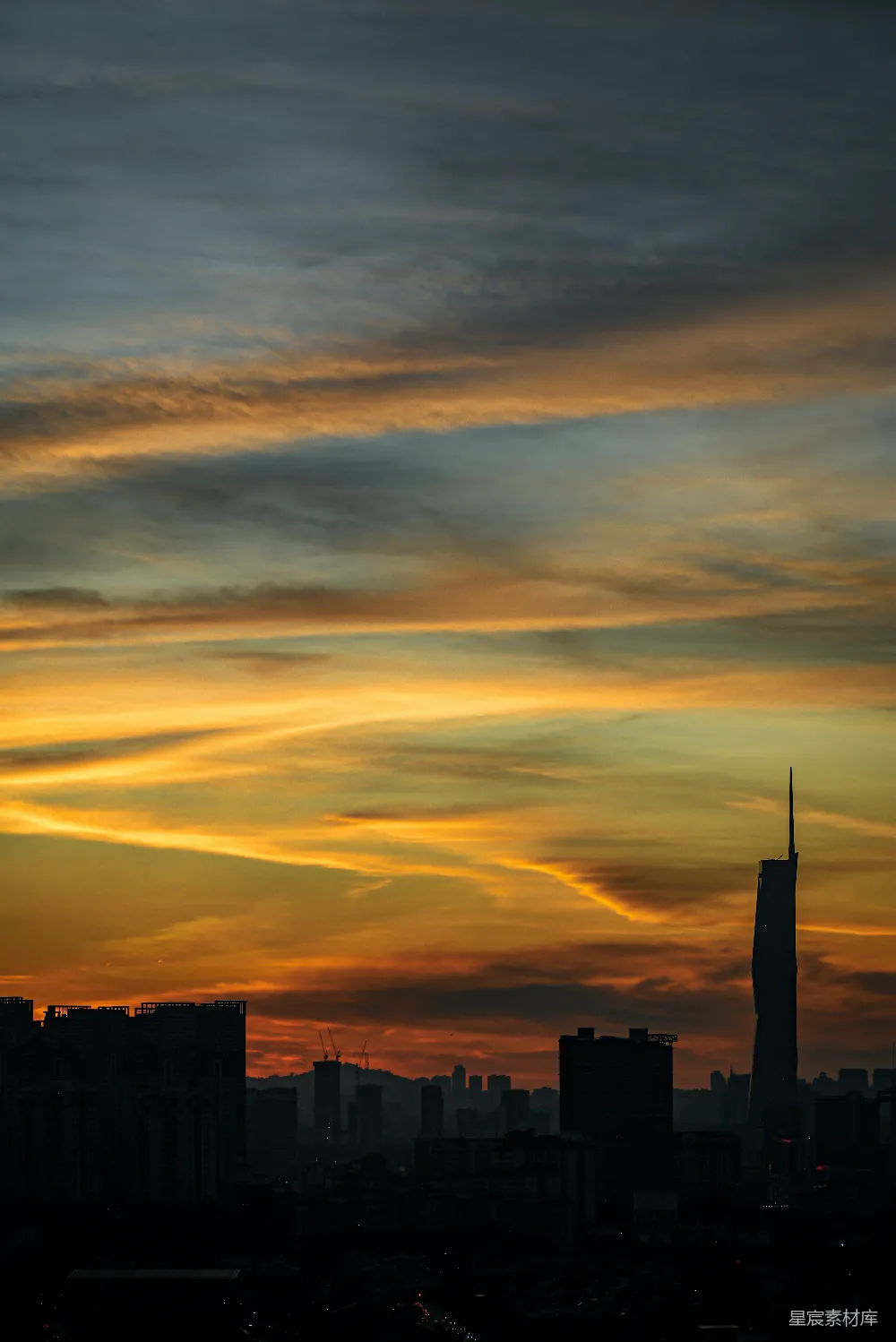 高清摄影 城市剪影 日落 城市天际线 自然美景 都市黄昏 日落时的城市剪影