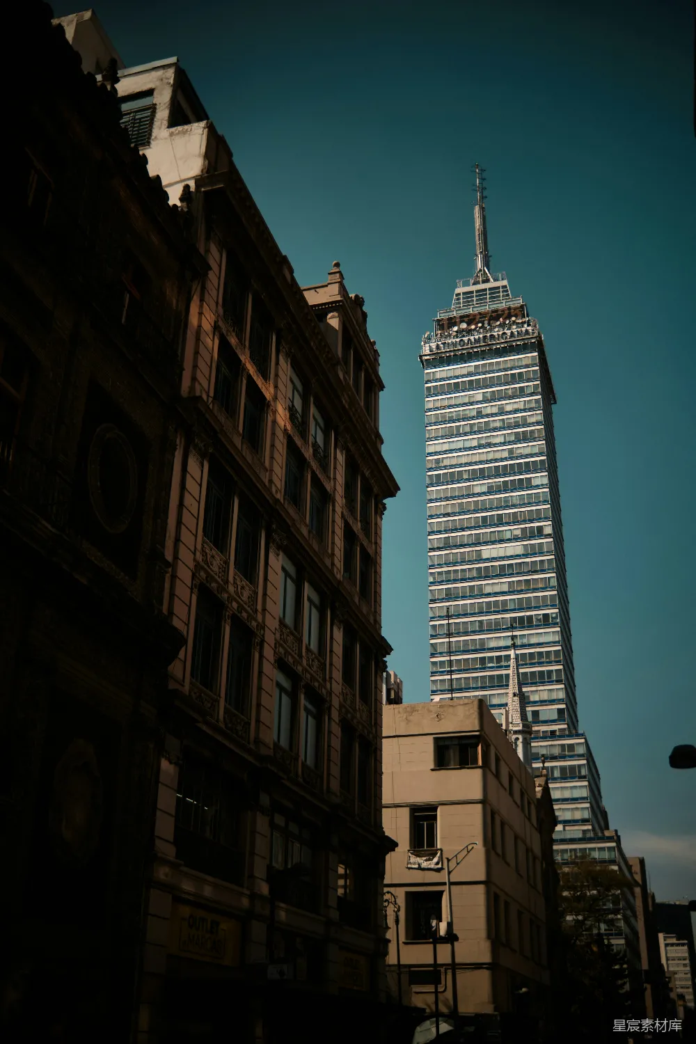 高清摄影 墨西哥城 拉丁美洲塔 建筑 城市景观 旅游 墨西哥城的标志性建筑