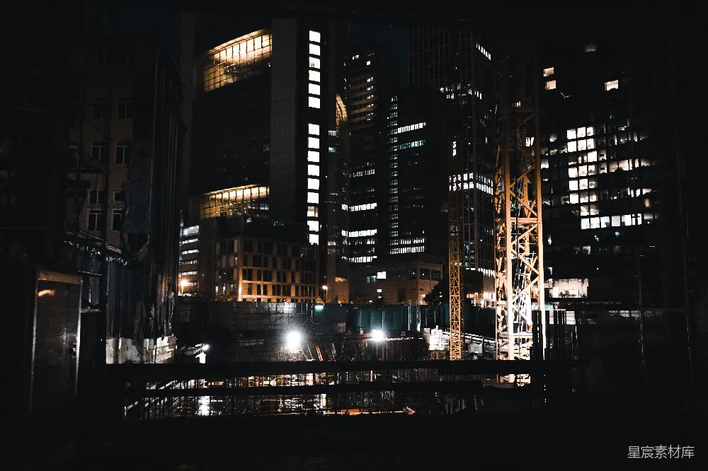 高清摄影 城市 夜晚 建筑 工业 城市景观 都市夜景中的建筑工地