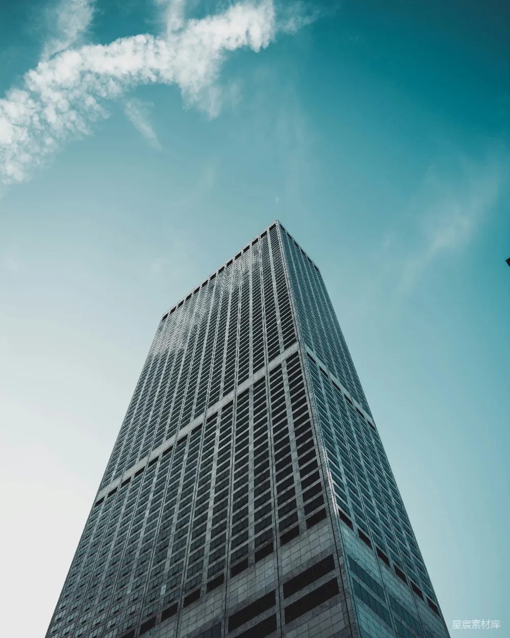 高清摄影 建筑 城市 高耸 现代 天空 摩天大楼与蓝天