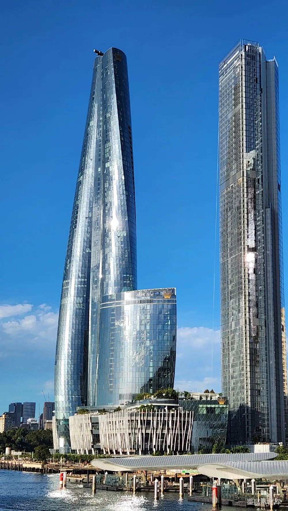 高清摄影 摩天大楼 悉尼 现代建筑 城市景观 水边 悉尼水边的摩天大楼