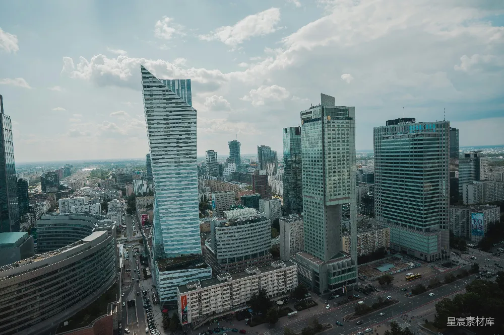 高清摄影 城市景观 建筑 现代风格 城市天际线 商务区 城市天际线：现代建筑与自然景观的融合
