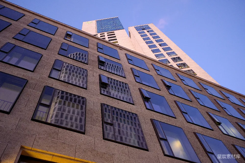 高清摄影 建筑 城市景观 现代风格 建筑艺术 都市生活 现代城市中的建筑视角