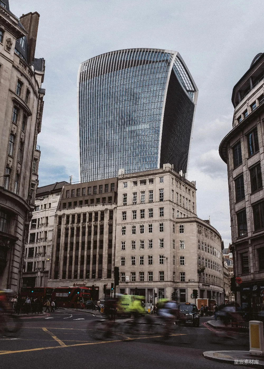 高清摄影 伦敦 建筑 现代 城市 交通 伦敦标志性建筑：20 Fenchurch Street