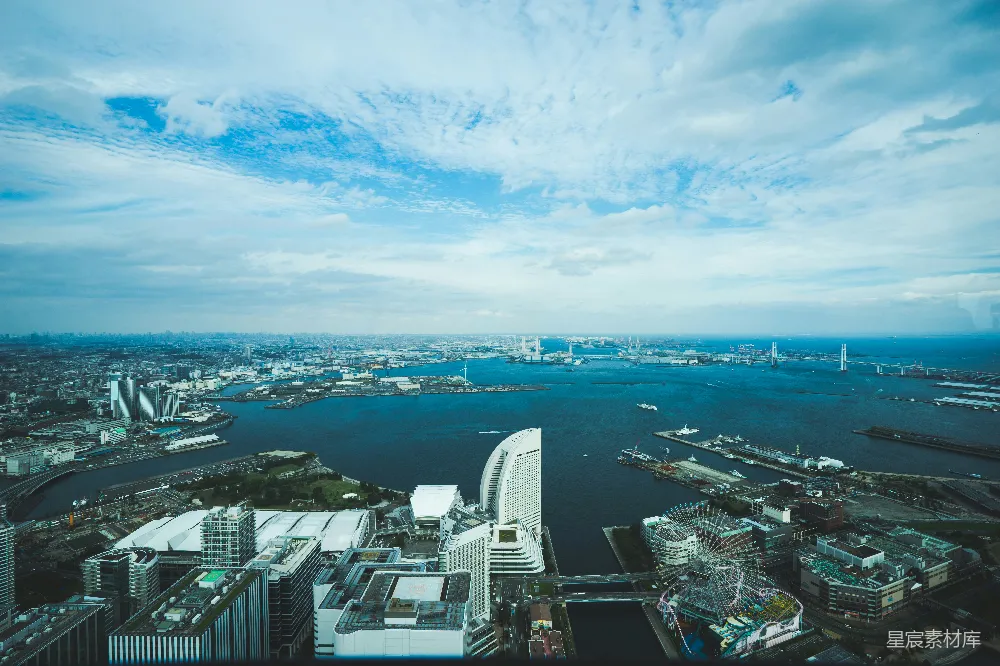 高清摄影 城市 航拍 建筑 海滨 景观 蓝天下的城市全景