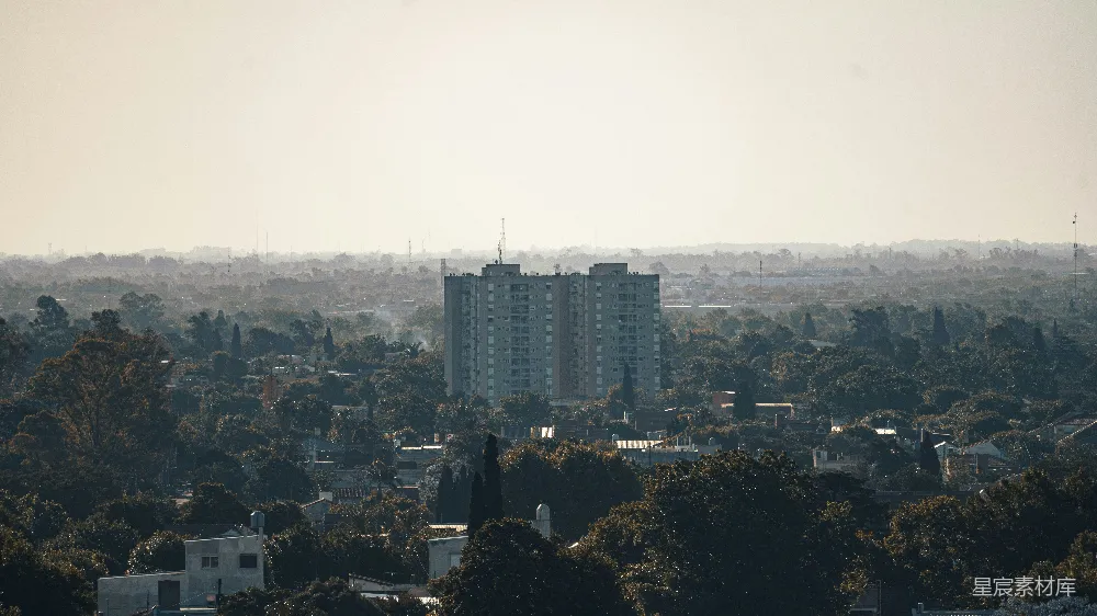 高清摄影 城市 自然 雾景 建筑 宁静 雾中城市全景