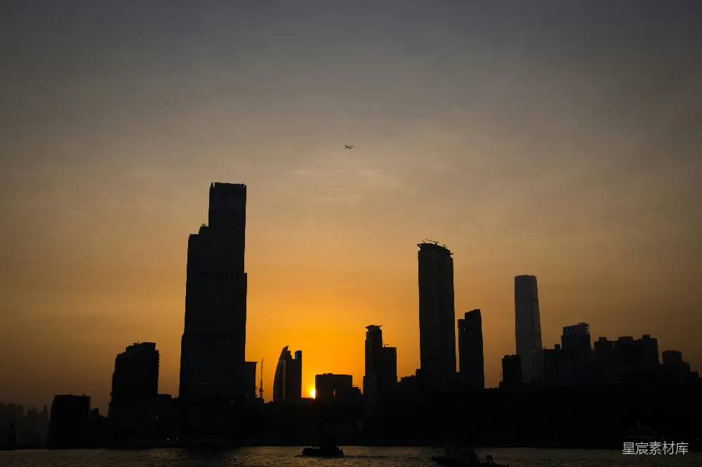 高清摄影 城市 黄昏 天际线 建筑 自然 夕阳下的城市剪影