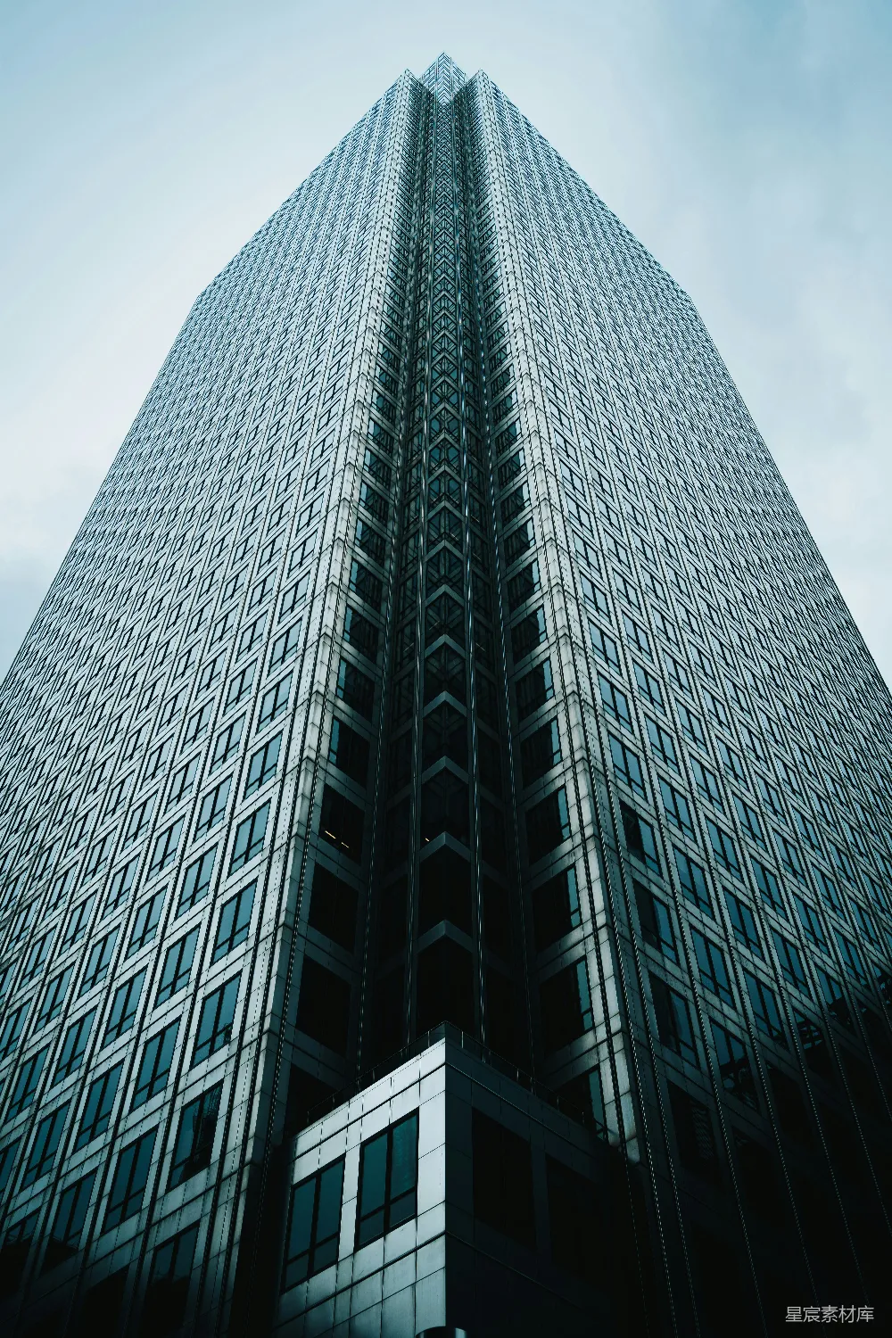 高清摄影 摩天大楼 现代建筑 城市景观 商务中心 都市风貌 摩天大楼的现代美学