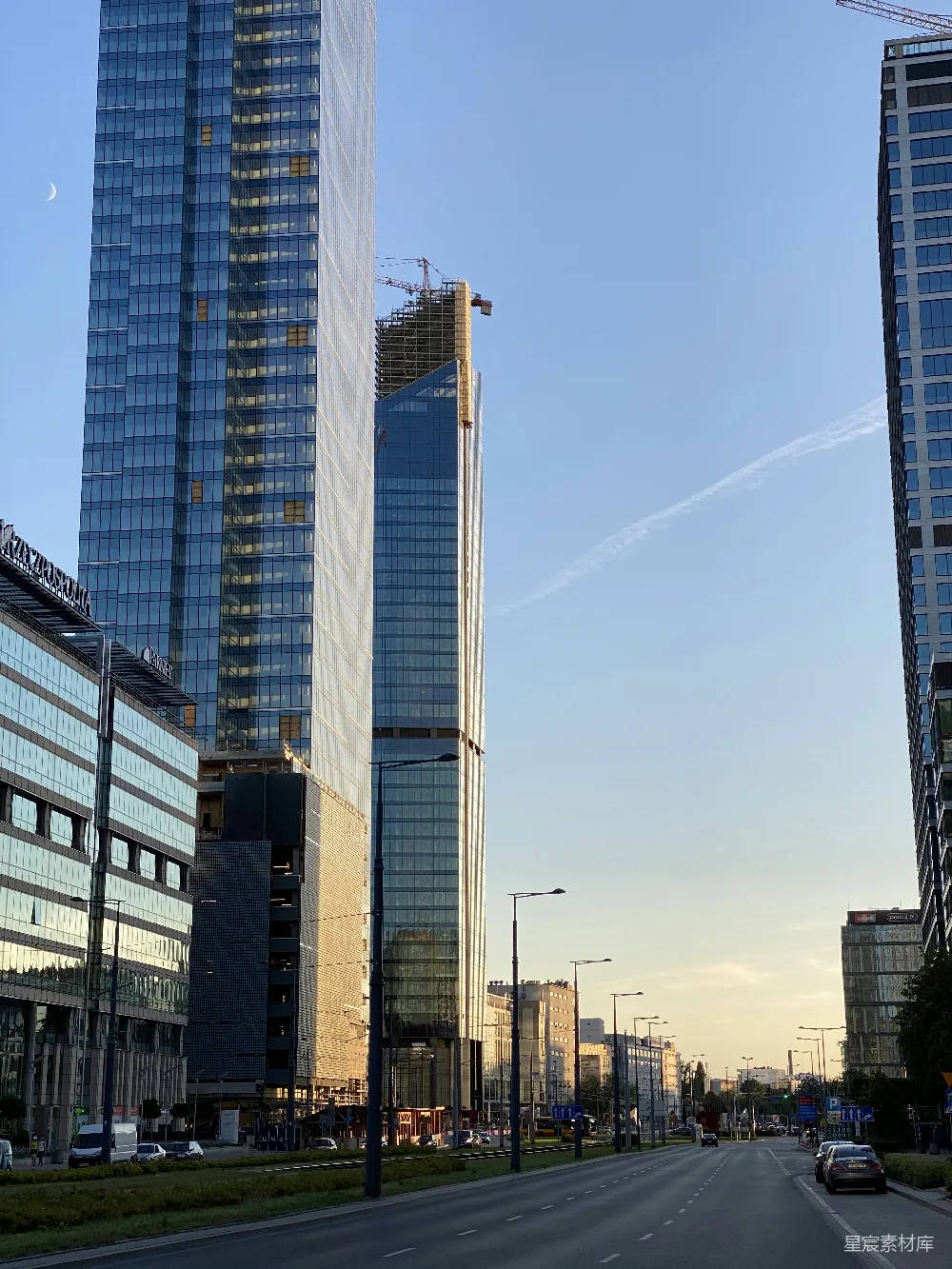 高清摄影 建筑 都市 城市 高楼 风景 现代都市中的建筑景观