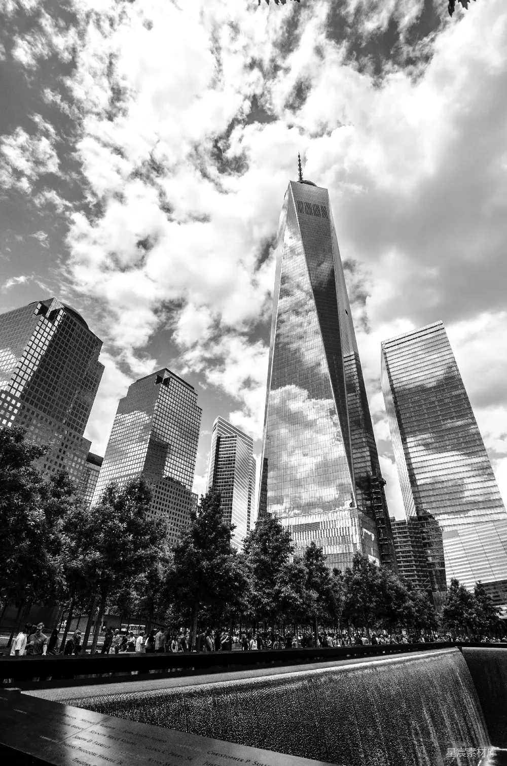 高清摄影 黑白照片 城市景观 纪念公园 摩天大楼 纽约 纽约世界贸易中心纪念公园