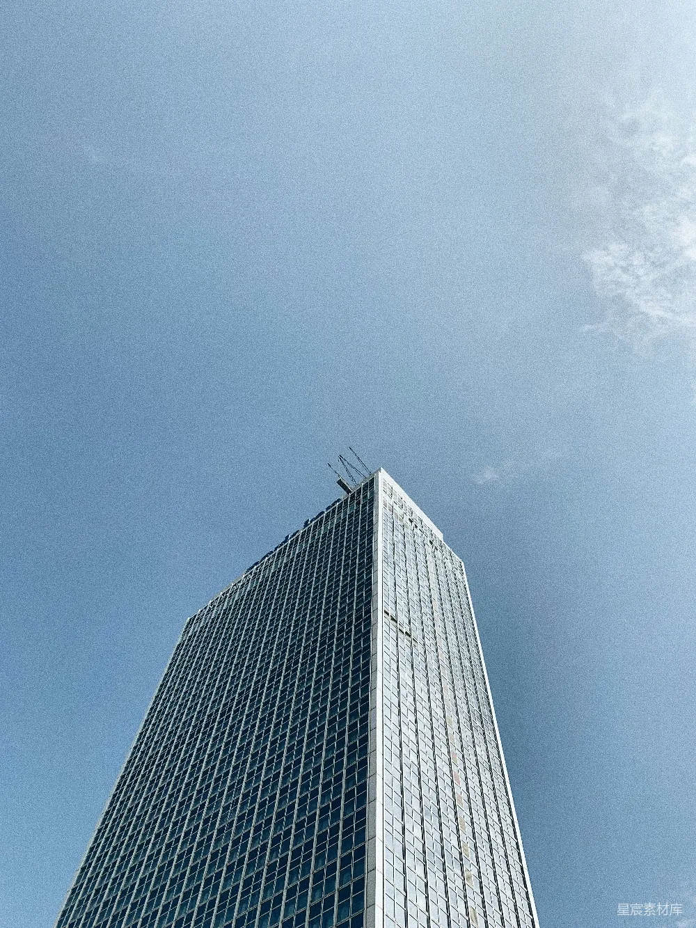 高清摄影 摩天大楼 建筑 城市 天空 现代 仰望摩天大楼