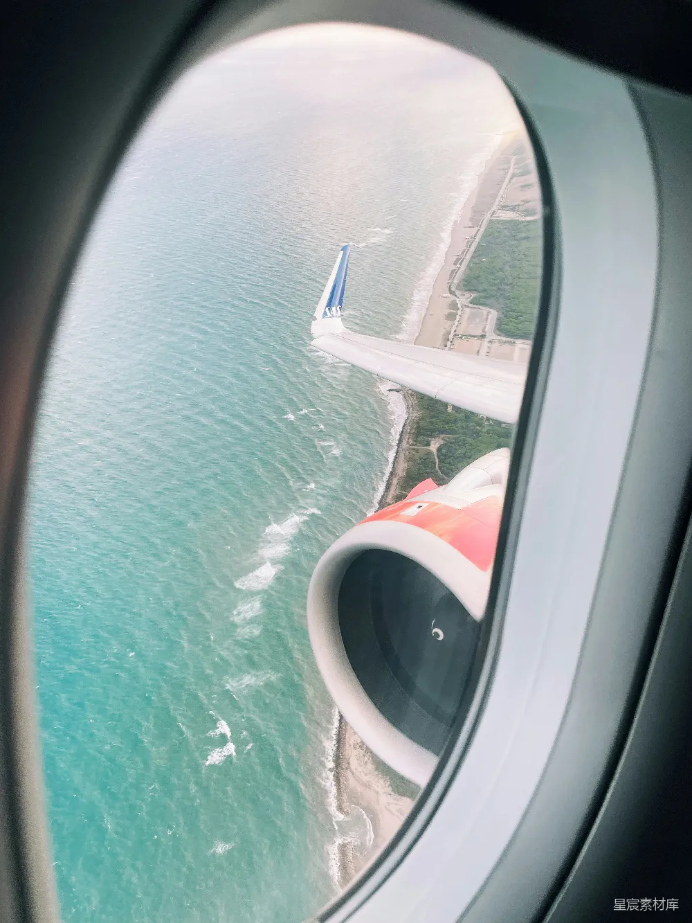 高清摄影 旅行 航空 海景 自然 飞机 空中俯瞰海岸线
