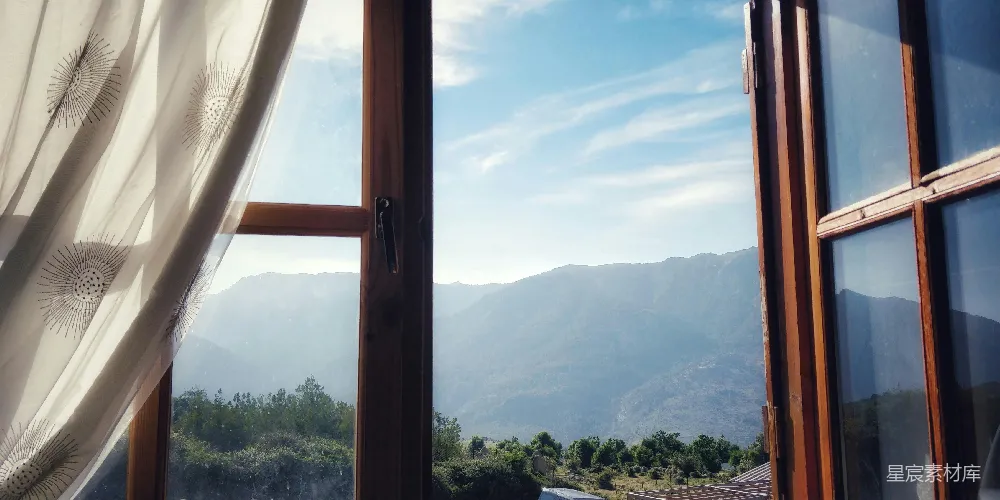 高清摄影 自然风光 宁静 窗户 山脉 风景 窗外的山景
