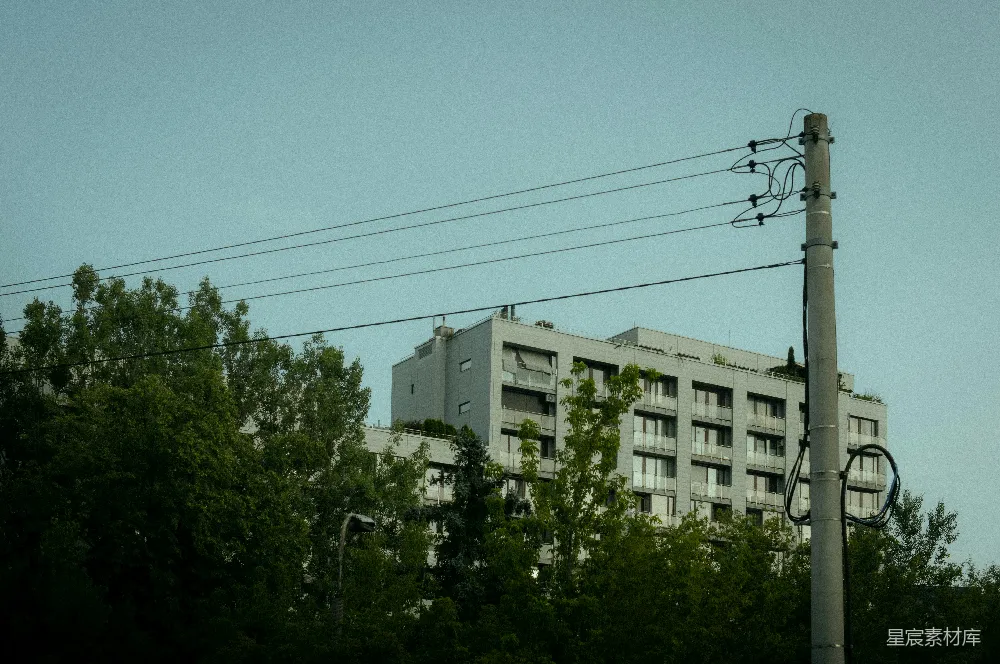 高清摄影 城市 建筑 电线 自然 现代 城市中的建筑与电线