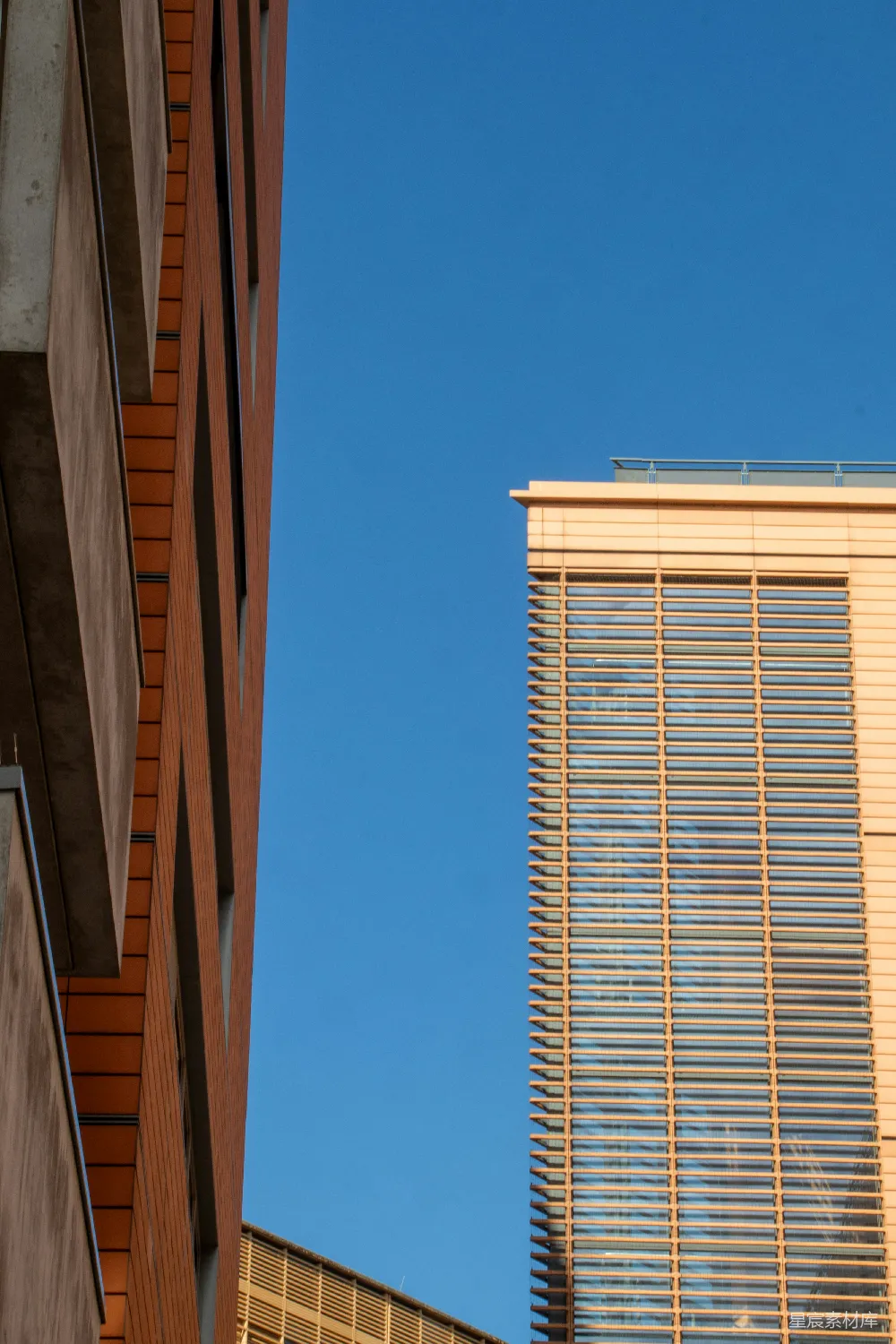 高清摄影 建筑 现代风格 城市景观 蓝天 高建筑 现代建筑与蓝天