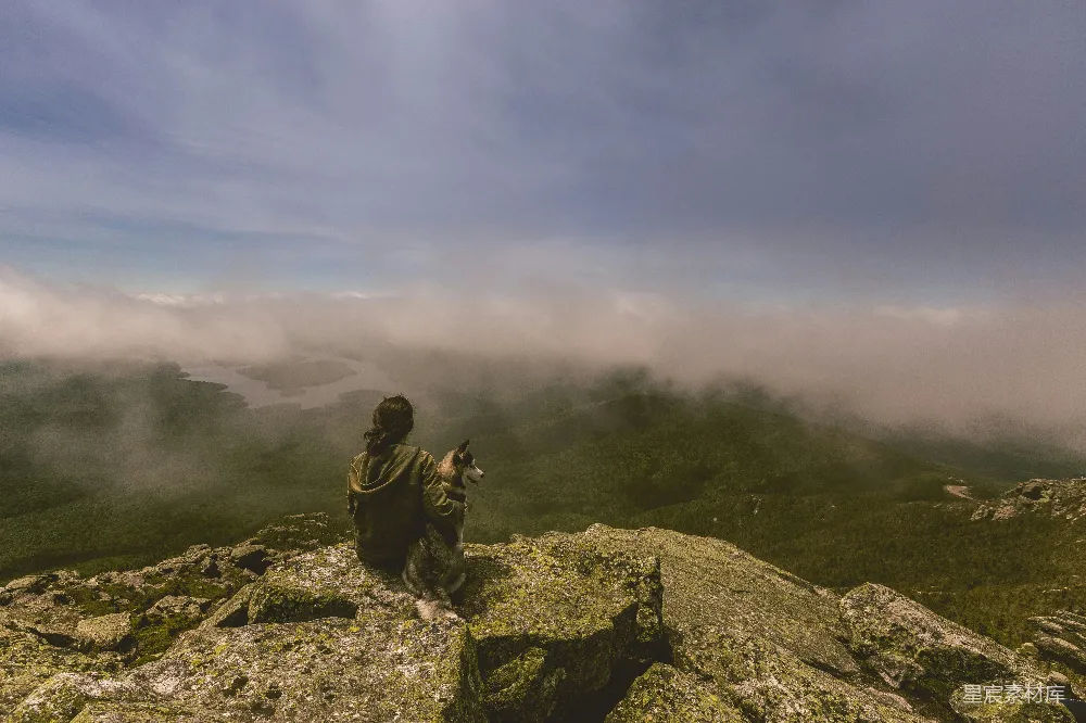 高清摄影 风景 自然 旅行 放松 户外 山顶上的宁静时光