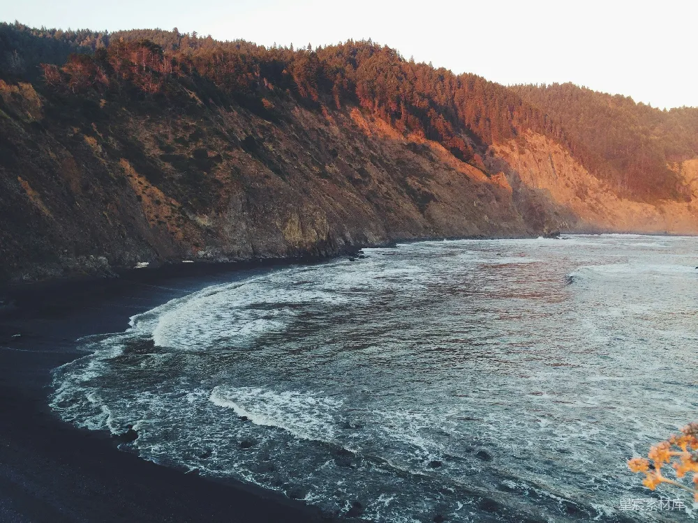高清摄影 海岸线 自然风光 日落 宁静 风景 夕阳下的海岸线