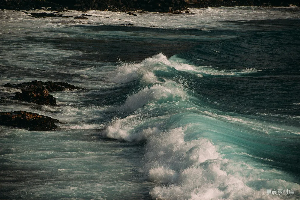 高清摄影 海浪 自然 海岸 动态 海洋 海浪拍打岩石