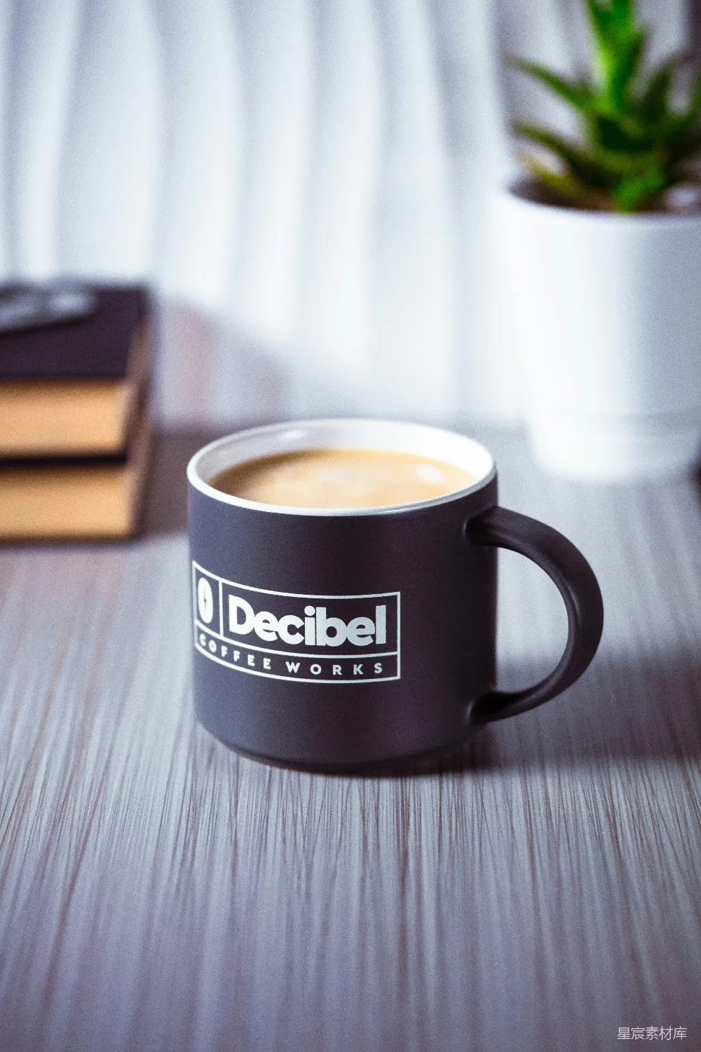 高清摄影 咖啡杯 Decibel 简约 办公 休闲 Decibel咖啡杯特写