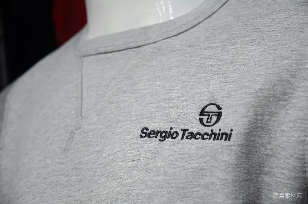 高清摄影 Sergio Tacchini 休闲 运动 时尚 品牌服饰 Sergio Tacchini品牌T恤胸前刺绣