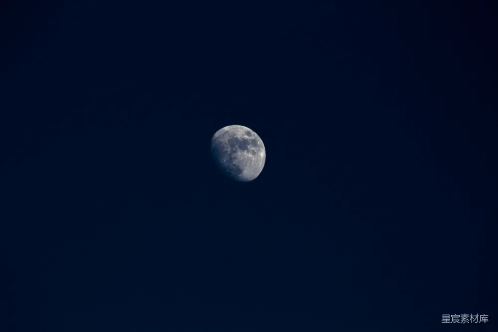 高清摄影 月亮 夜景 宁静 自然 夜空 夜空中的明月
