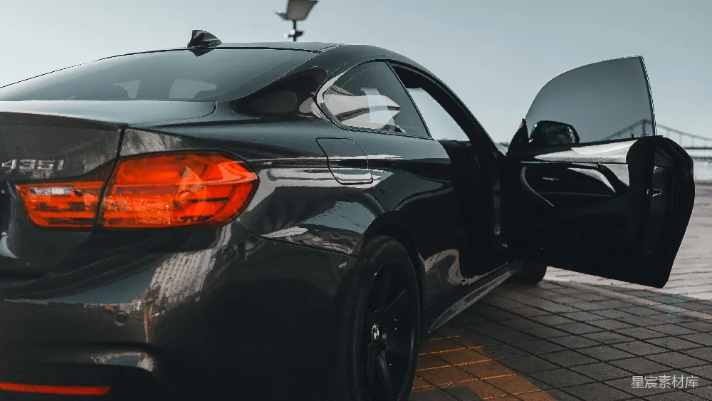 高清摄影 汽车 优雅 BMW 车门 户外 优雅黑色BMW车门开启
