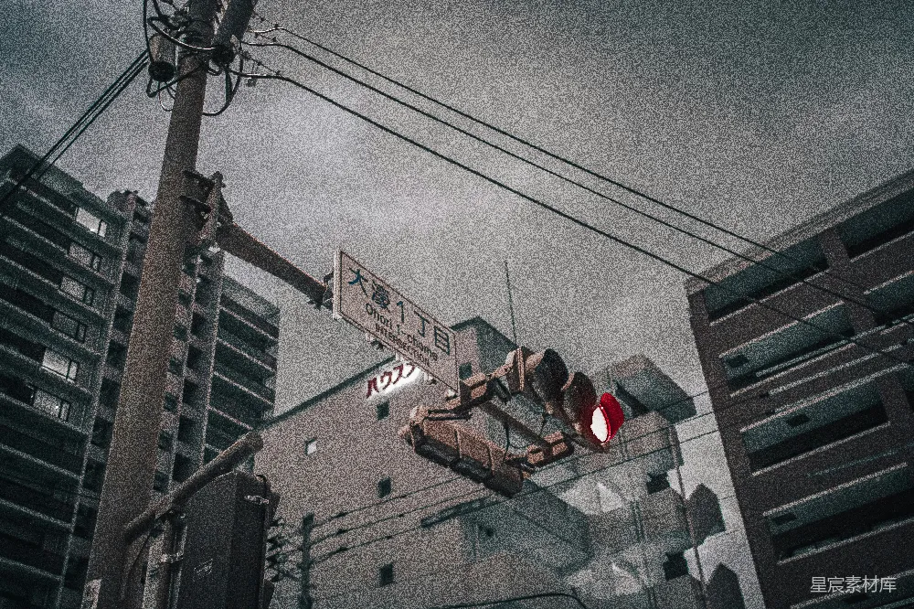 高清摄影 城市 交通 街道 红绿灯 日式 红绿灯下的城市街景